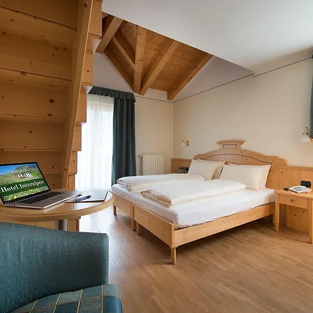 Interalpen Hotel 4*