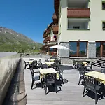 Interalpen Hotell 4*